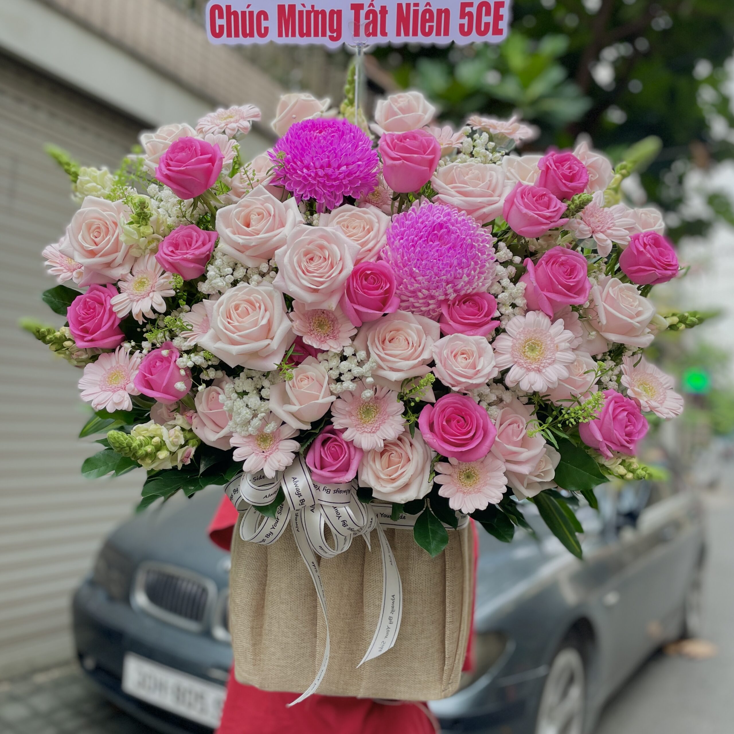 Giỏ hoa tươi - Xuân Sang - GH03 1 Giỏ Hoa Tươi Xuân Sang GH03