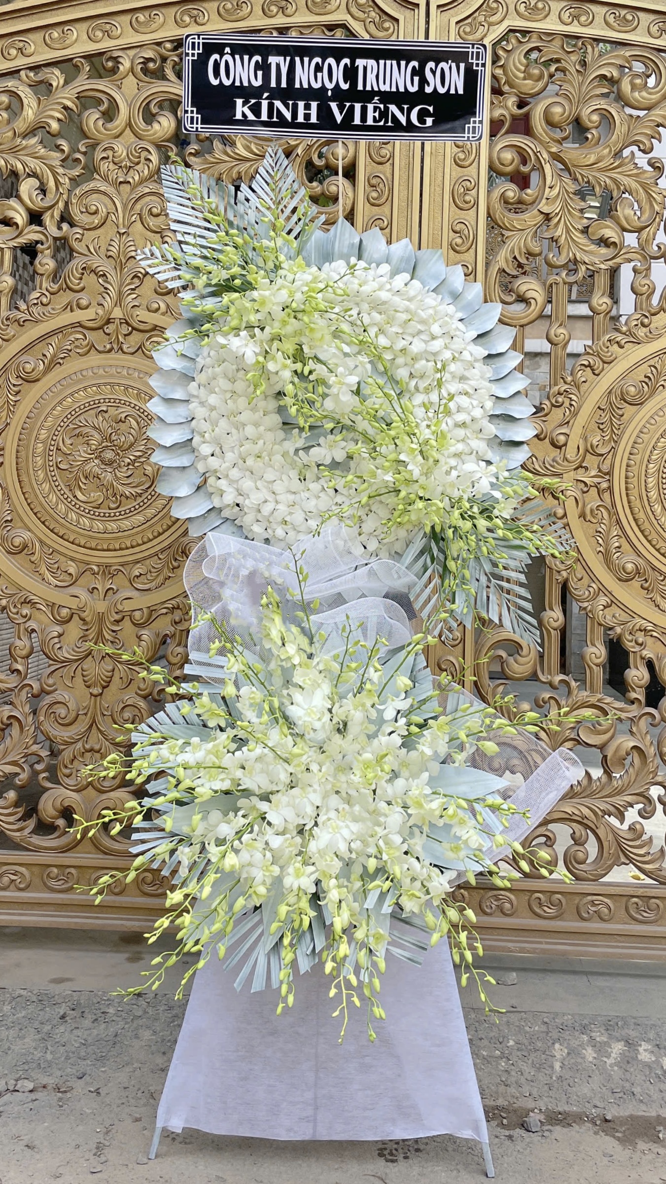 Kệ Hoa Chia Buồn   Ngàn Thu   CB01